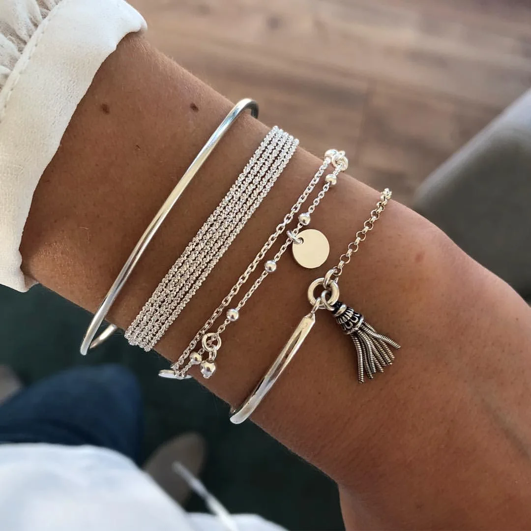 4PCS/Set Boho Geometric Tassel Chain Bracelet For Women MultiLayer Bangles Charm Party Wedding Beach Jewelry Set Accessories 4PCS/Set Boho Geometric Tassel Chain Bracelet For Women MultiLayer Bangles Charm Party Wedding Beach Jewelry Set Accessories