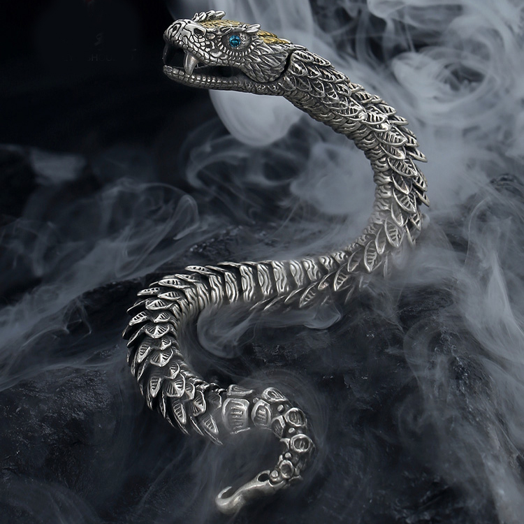 HX Handmade Three-dimensional Bracelet Men's Trendy Personality Domineering Retro Faucet Collection-level Smart Dragon Bracelet HX Handmade Three-dimensional Bracelet Men's Trendy Personality Domineering Retro Faucet Collection-level Smart Dragon Bracelet