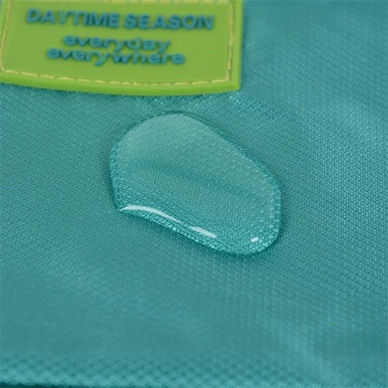 Foldable Travel Duffel Bag Lightweight Travel Bag for Women and Men Tote Carry On Luggage Bag Weekender Overnight Bags