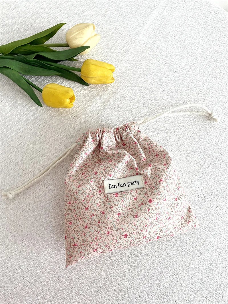 Cotton Linen Floral Storage Drawstring Bag Women Finishing Storage Pouch Cute Makeup Bag Christmas Gift Candy Jewelry Organizer