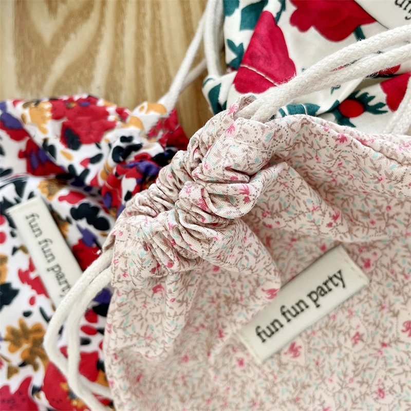 Cotton Linen Floral Storage Drawstring Bag Women Finishing Storage Pouch Cute Makeup Bag Christmas Gift Candy Jewelry Organizer