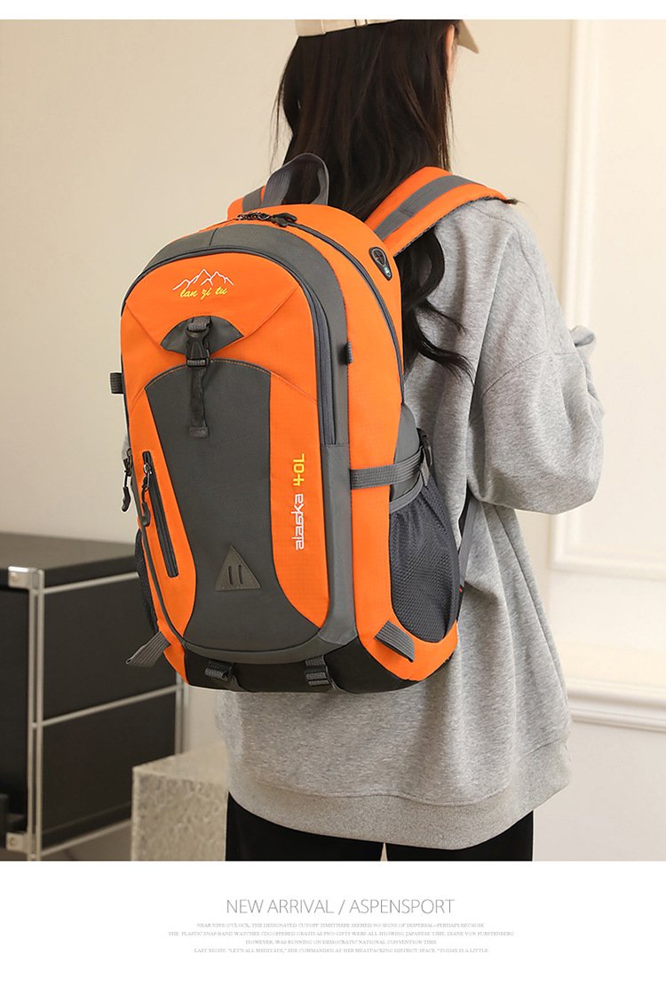 New Men Backpack Nylon Waterproof Casual Outdoor Travel Backpack Ladies Hiking Camping Mountaineering Bag Youth Sports Bags New Men Backpack Nylon Waterproof Casual Outdoor Travel Backpack Ladies Hiking Camping Mountaineering Bag Youth Sports Bags