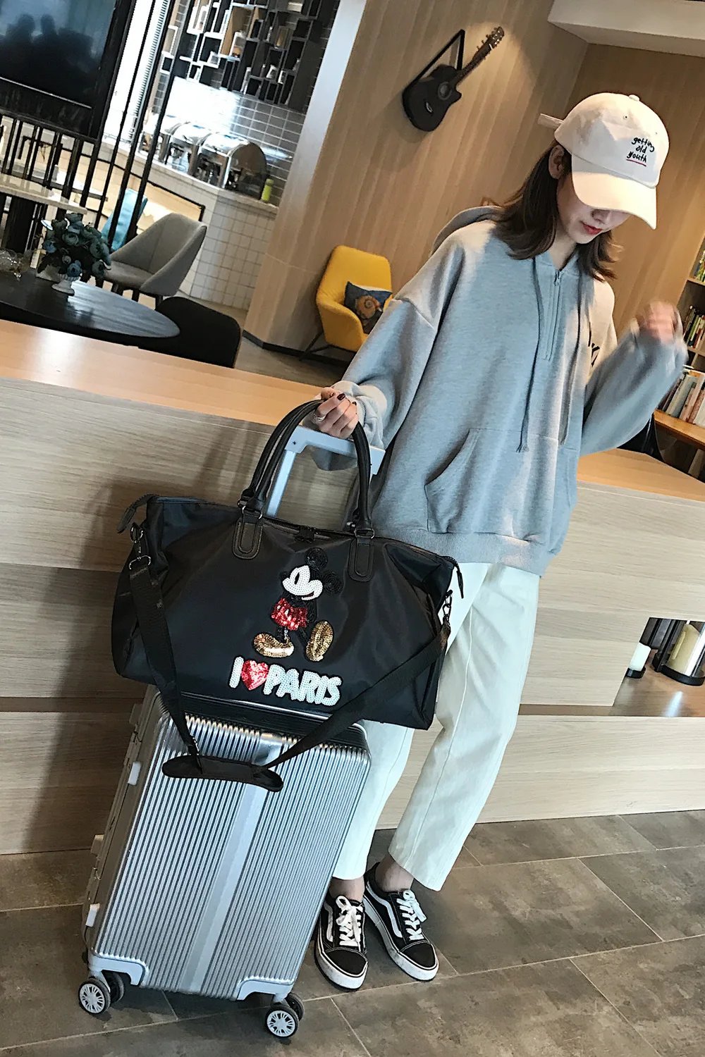 New Travel Bag Large-capacity Fashion Fitness Luggage Bag Oxford Cloth High-quality Men's and Women's Handbags