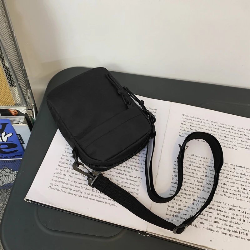 Messenger Sling Bags For Men Casual Canvas Small Zipper Crossbody Pouch Simple Small Crossbody Shoulder Bag Men Bag