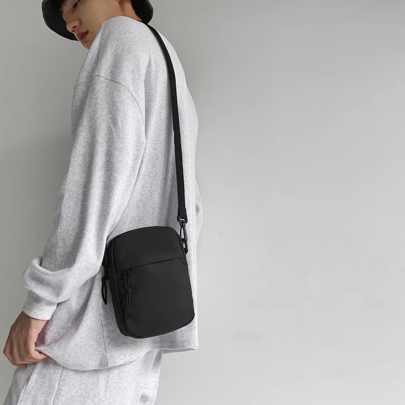 Messenger Sling Bags For Men Casual Canvas Small Zipper Crossbody Pouch Simple Small Crossbody Shoulder Bag Men Bag