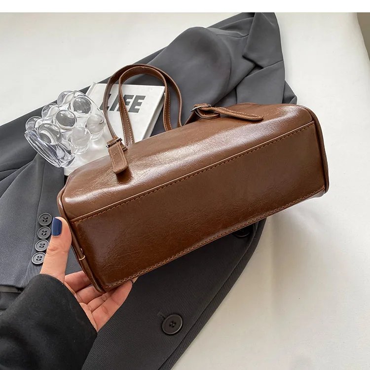 Woman's Boston Shoulder Crossbody Bag Monochrome Fashion Handbag with Adjustable Straps armpit Bag for Work Shopping Travel