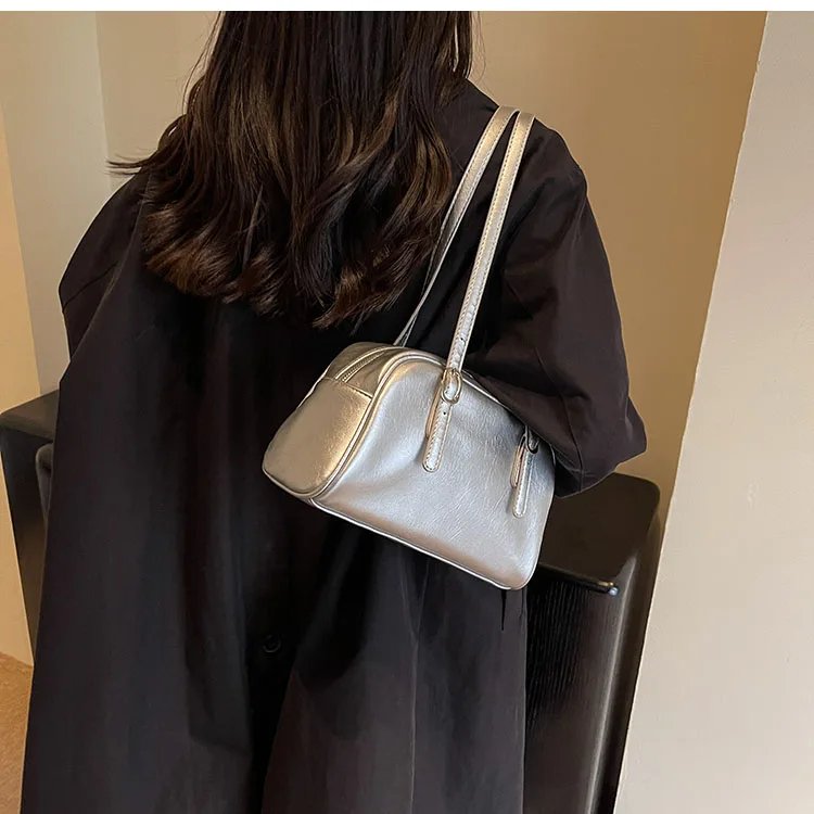 Woman's Boston Shoulder Crossbody Bag Monochrome Fashion Handbag with Adjustable Straps armpit Bag for Work Shopping Travel