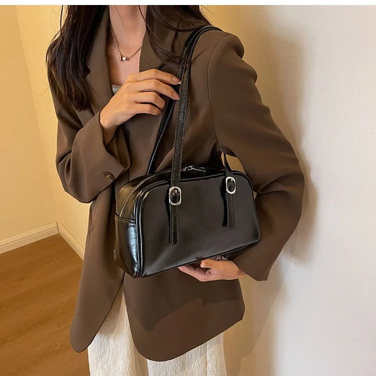 Woman's Boston Shoulder Crossbody Bag Monochrome Fashion Handbag with Adjustable Straps armpit Bag for Work Shopping Travel