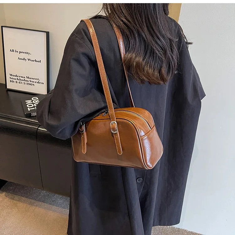 Woman's Boston Shoulder Crossbody Bag Monochrome Fashion Handbag with Adjustable Straps armpit Bag for Work Shopping Travel