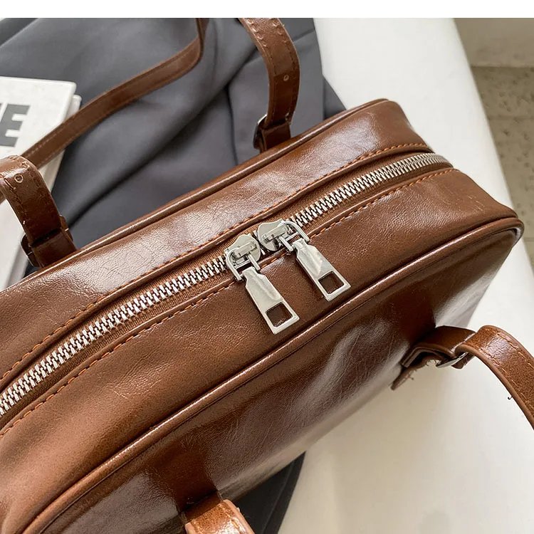 Woman's Boston Shoulder Crossbody Bag Monochrome Fashion Handbag with Adjustable Straps armpit Bag for Work Shopping Travel