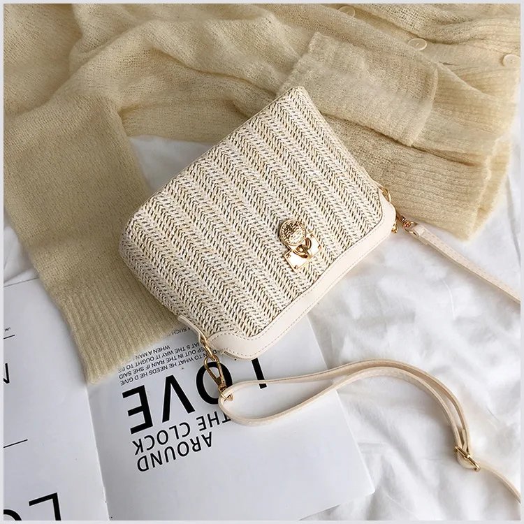 Casual Chains Straw Bucket Bags 2023 Women Summer Messenger Bag Rattan Bags Beach Lady Travel Purses and Handbags Shoulder Bag