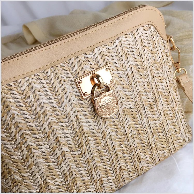Casual Chains Straw Bucket Bags 2023 Women Summer Messenger Bag Rattan Bags Beach Lady Travel Purses and Handbags Shoulder Bag