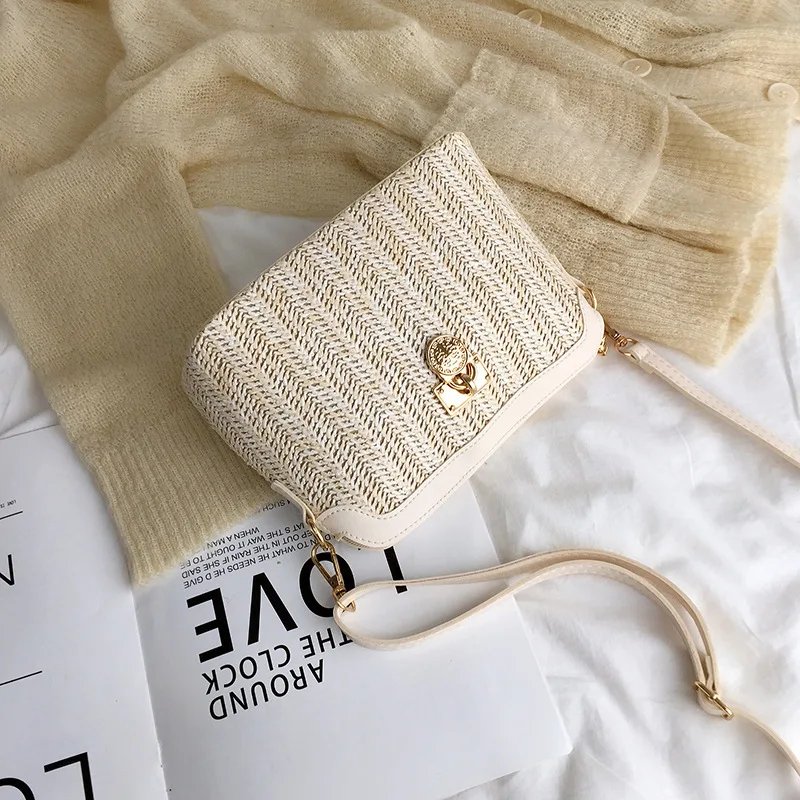 Casual Chains Straw Bucket Bags 2023 Women Summer Messenger Bag Rattan Bags Beach Lady Travel Purses and Handbags Shoulder Bag