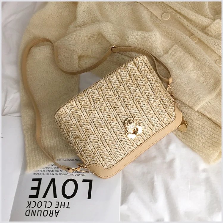 Casual Chains Straw Bucket Bags 2023 Women Summer Messenger Bag Rattan Bags Beach Lady Travel Purses and Handbags Shoulder Bag