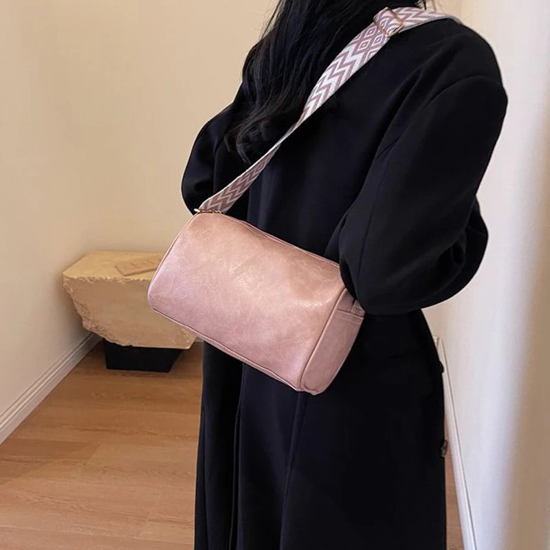 High Quality PU Leather, Wide Shoulder Strap Shoulder Bag ,Women Vintage Ladies Small Handbag ,Pillow Messenger Crossbody Bag