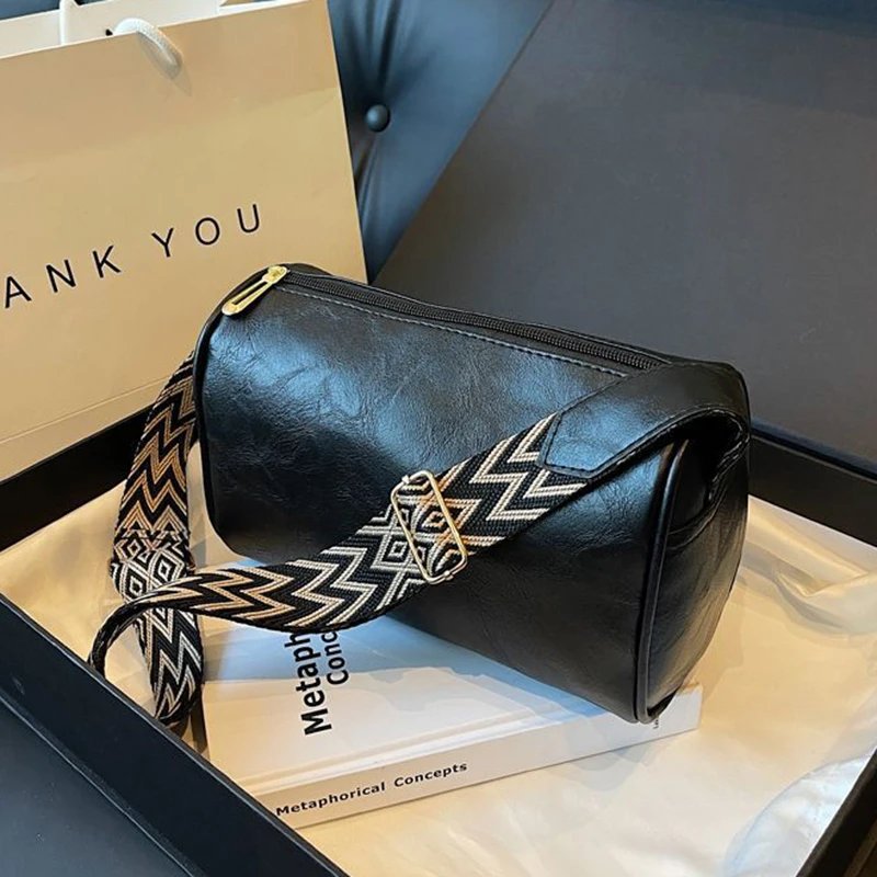 High Quality PU Leather, Wide Shoulder Strap Shoulder Bag ,Women Vintage Ladies Small Handbag ,Pillow Messenger Crossbody Bag