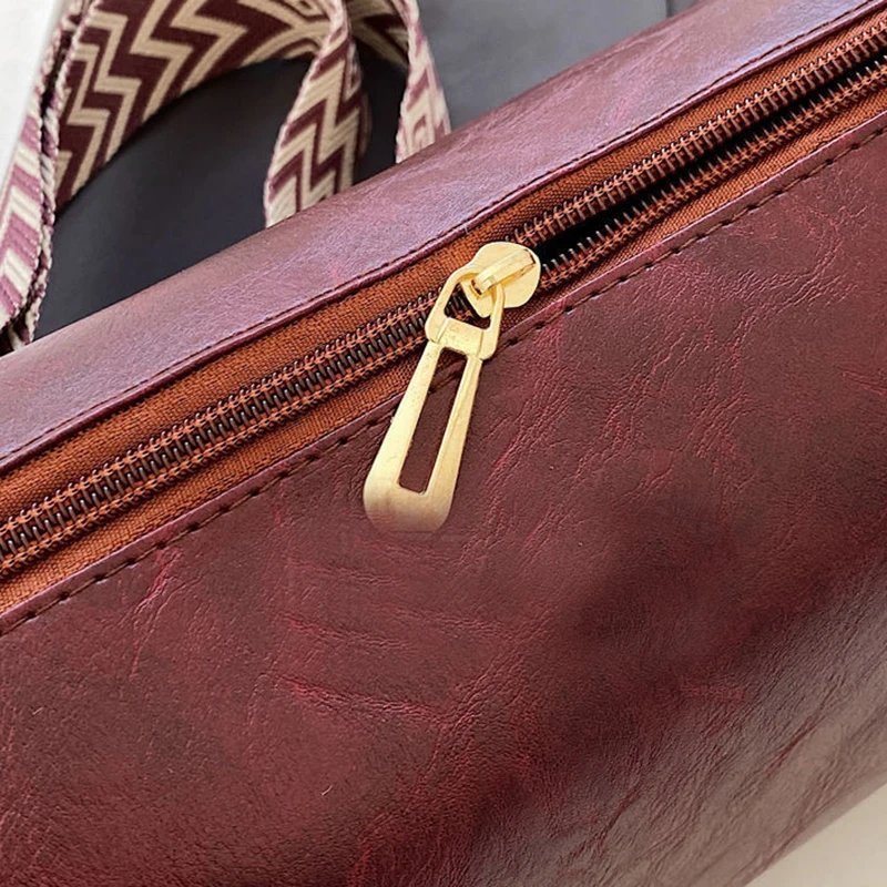 High Quality PU Leather, Wide Shoulder Strap Shoulder Bag ,Women Vintage Ladies Small Handbag ,Pillow Messenger Crossbody Bag