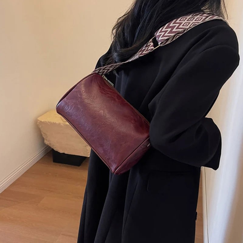 High Quality PU Leather, Wide Shoulder Strap Shoulder Bag ,Women Vintage Ladies Small Handbag ,Pillow Messenger Crossbody Bag