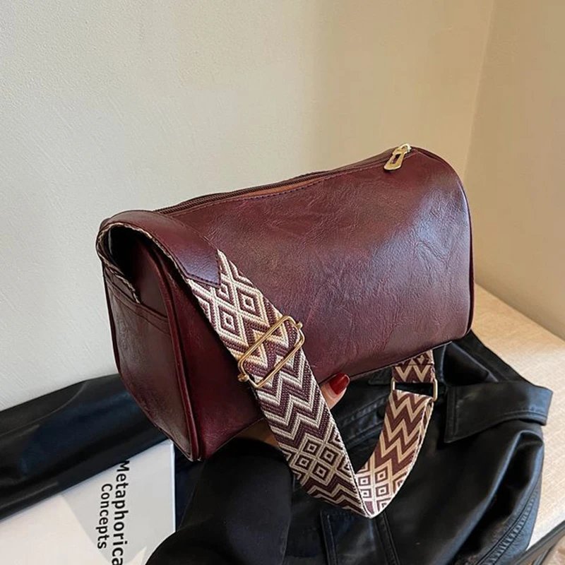 High Quality PU Leather, Wide Shoulder Strap Shoulder Bag ,Women Vintage Ladies Small Handbag ,Pillow Messenger Crossbody Bag