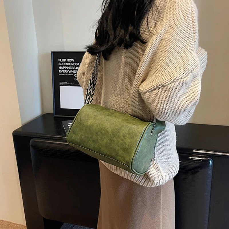 High Quality PU Leather, Wide Shoulder Strap Shoulder Bag ,Women Vintage Ladies Small Handbag ,Pillow Messenger Crossbody Bag