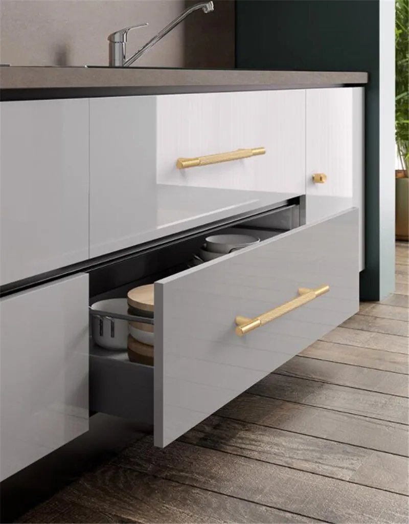 Modern Aluminum Alloy Black Gold Kitchen Cabinet Handles and Knobs Drawer Handles Wardrobe Door Pulls Furniture Hardware