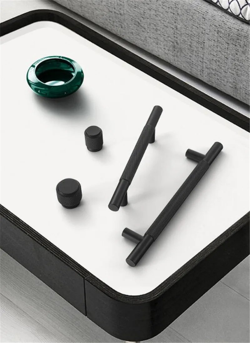 Modern Aluminum Alloy Black Gold Kitchen Cabinet Handles and Knobs Drawer Handles Wardrobe Door Pulls Furniture Hardware