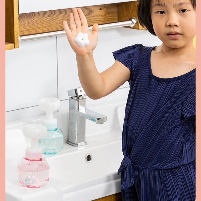 Flower Soap Dispenser Foam Pump Bottle Kitchen Plastic Refillable Containers For Cosmetic Facial Cleanser Shampoo Shower 300Ml