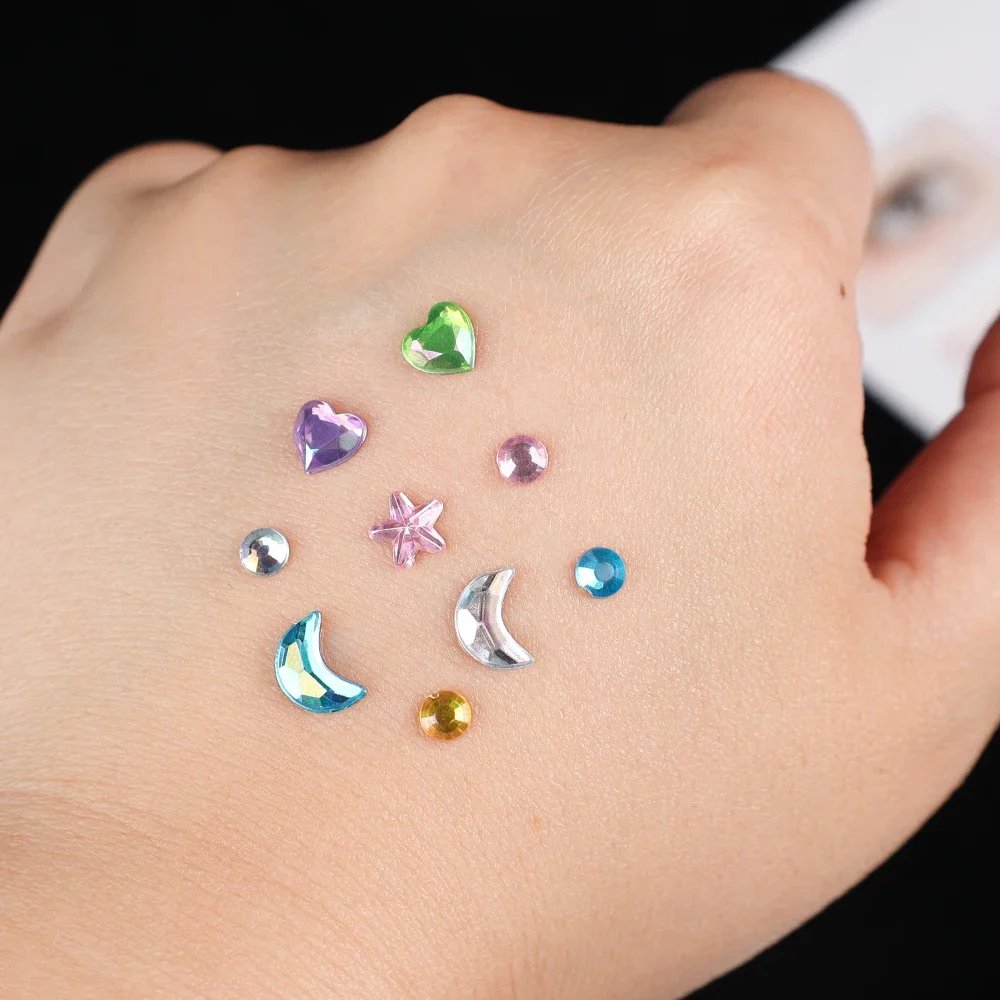 Love Diamond Stickers on The Face Rhinestone Makeup Bright Face Art Sticker Children's Temporary Tattoo Rhinestone Makeup Tools