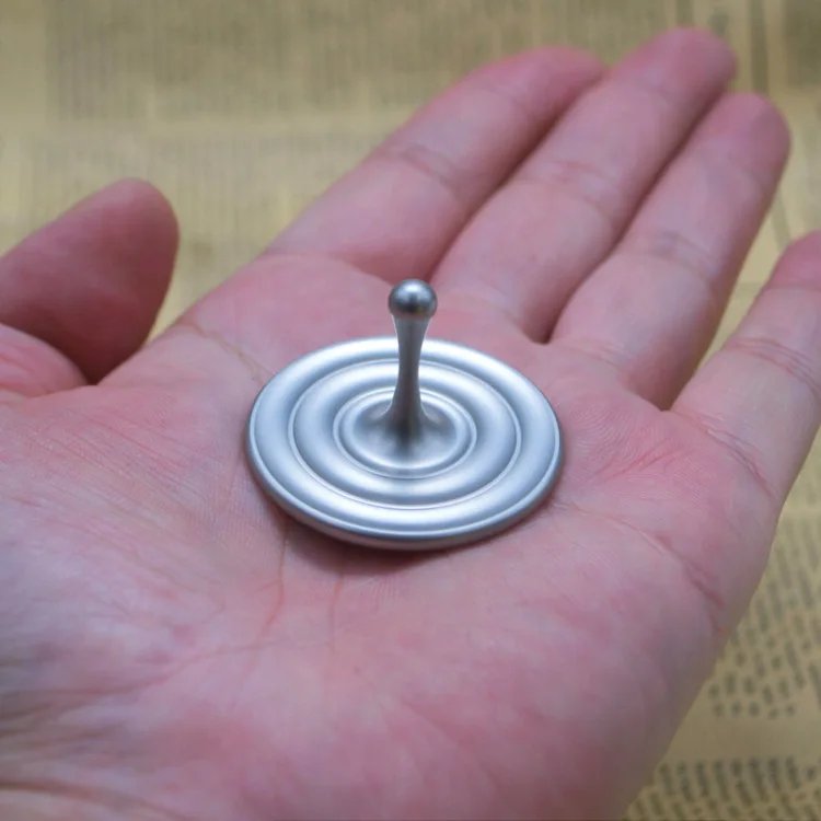 Spinning Top Rotating Magnetic Decoration Desktop Droplets Spiner Toys Gifts Hot Sale Movie Totem Print Spinning Top