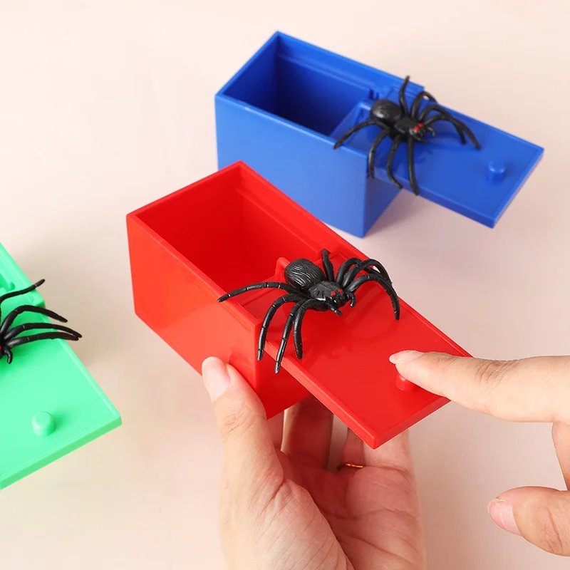 Trick Spider Funny Scare Box Wooden Hidden Box Quality Prank Wooden Scare Box Fun Game Prank Trick Friend Office Toys Trick Spider Funny Scare Box Wooden Hidden Box Quality Prank Wooden Scare Box Fun Game Prank Trick Friend Office Toys