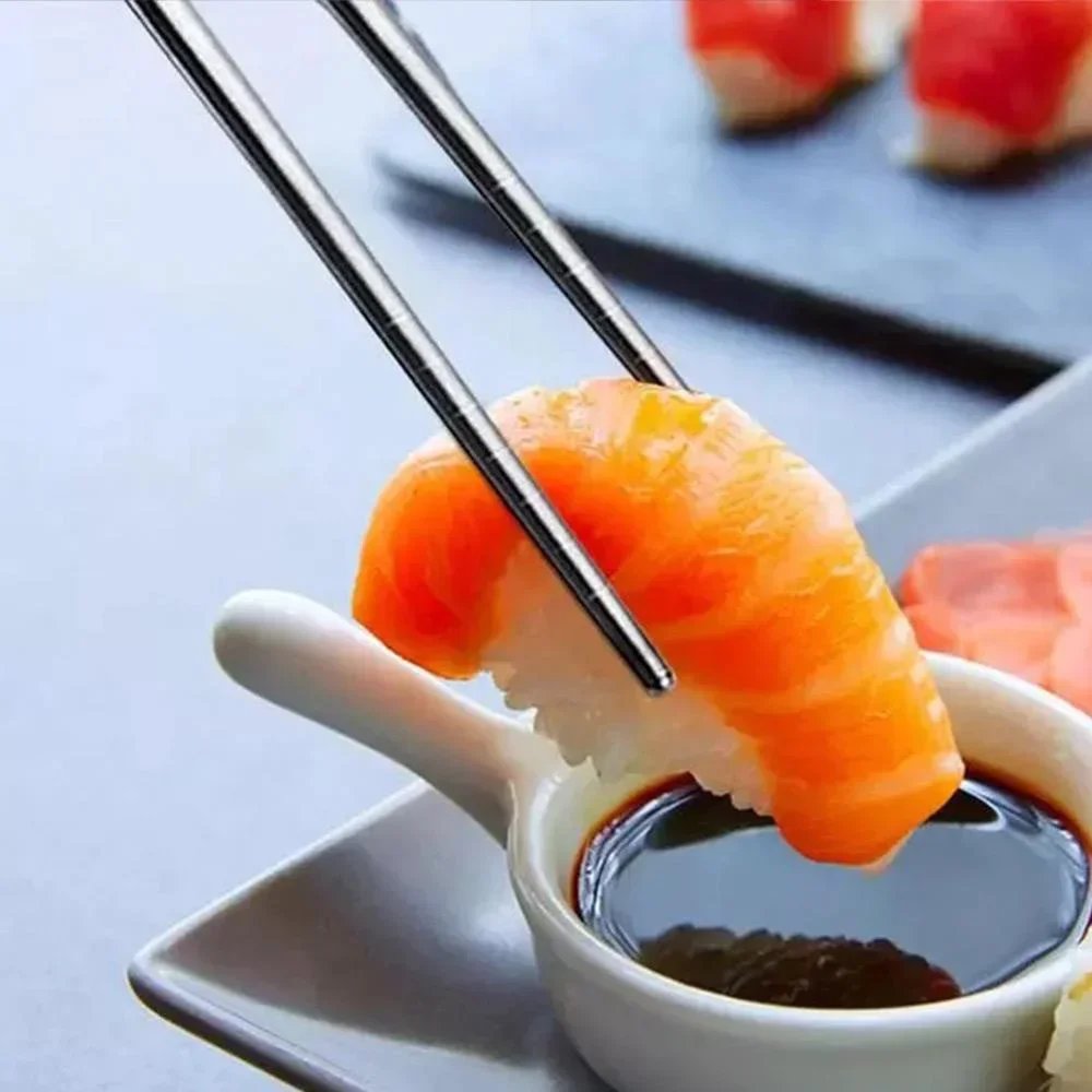 JJYY 1 Pair Chinese Chopsticks Anti-slip and anti-mould chopsticks Food Metal Chopsticks Kitchen Tableware