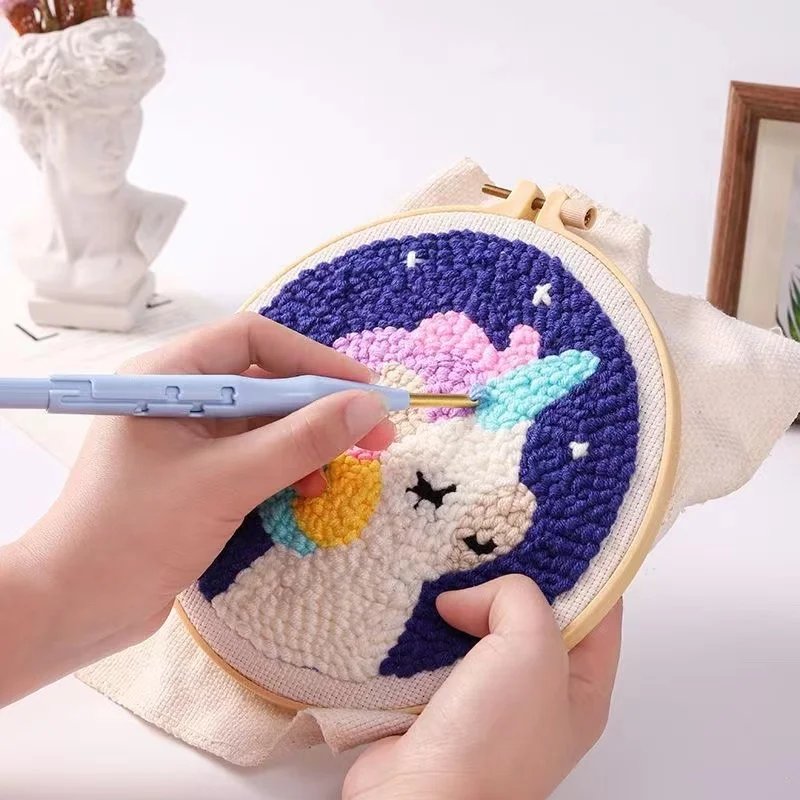 Embroidery Kit Punch Needle Stitching Tool Magic Embroidery Needle Pen Weaving Tool Knitting Sewing Tools for DIY Carpet Hook