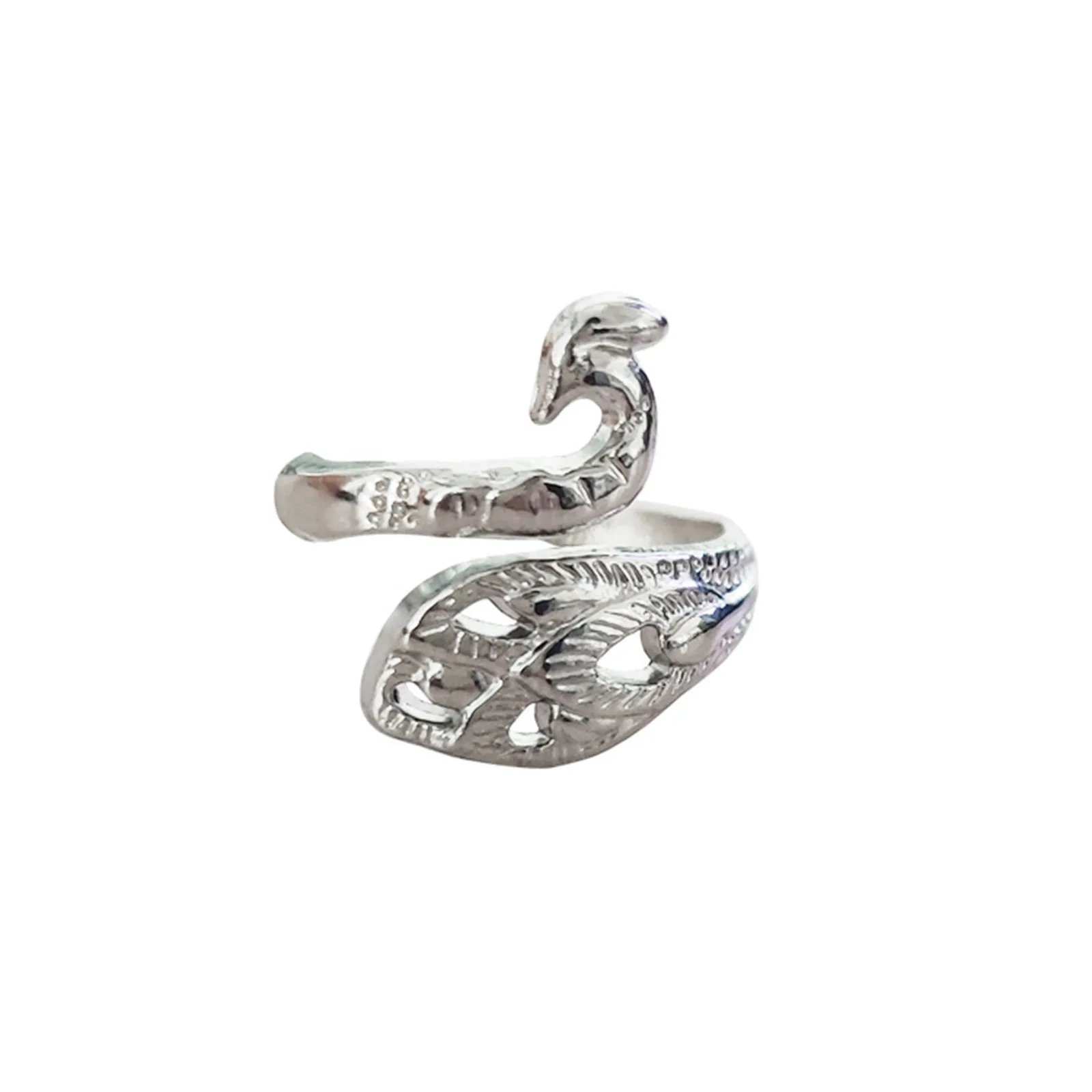 1 Piece Metal Knitting Tools Handamde Peacock Finger Ring Blade Needle Braiding Crochet Yarn Guide Accessories Ring Wool Crafts