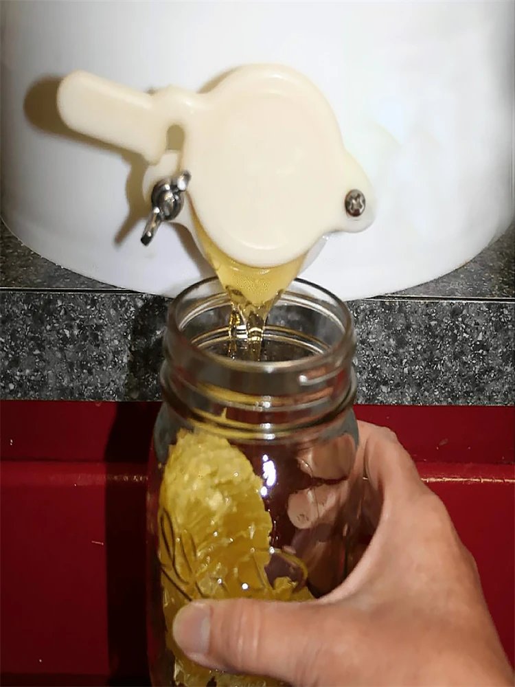 Bee Honey Tap Gate Valve Extractor Bottling Honey Extractor Machine Hive Equipments Beekeeping Tools