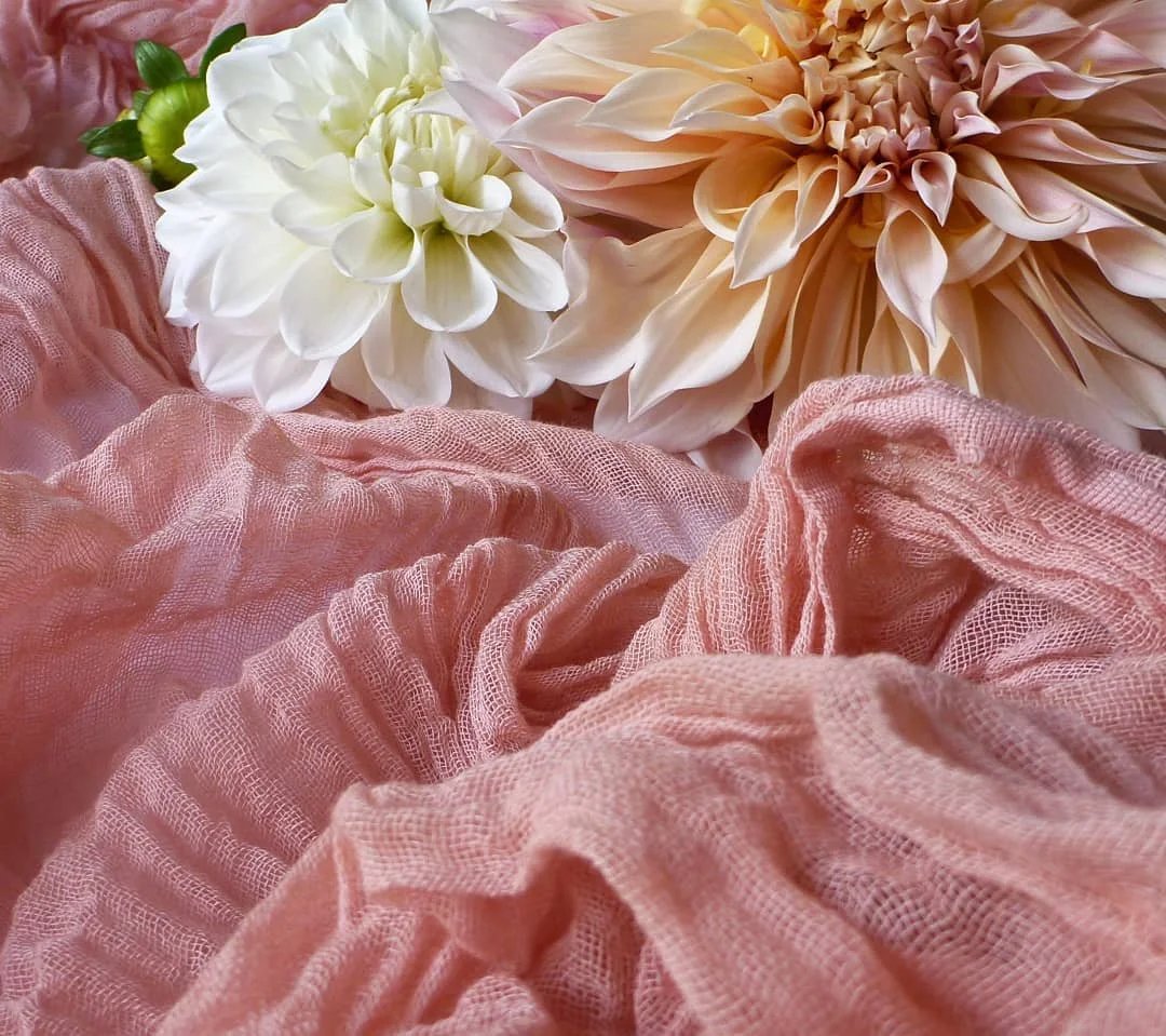 Semi-Sheer Gauze Table Runner Sage Cheesecloth Table Setting Dining Vintage Wedding Party Christmas Banquets Arches Cake Decor