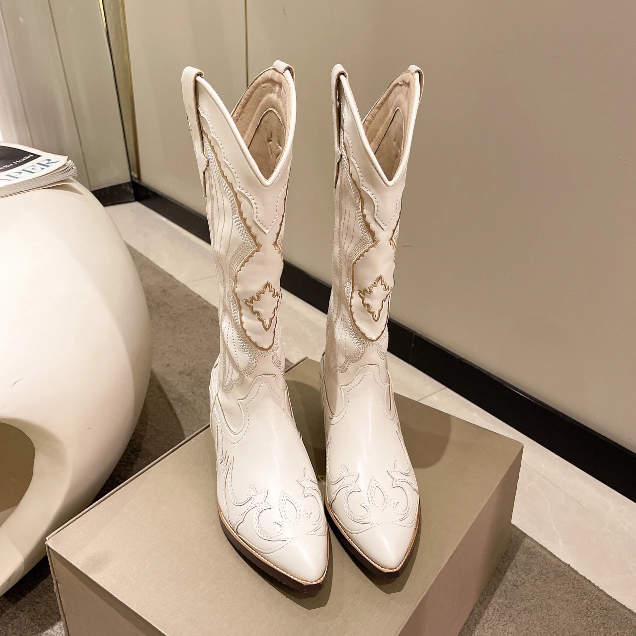 Women's Boots Retro Autumn Winter White Knee High Boots Big Size 41 Women Comfy Walking Female Western Cowboy Boot Women's Shoes
