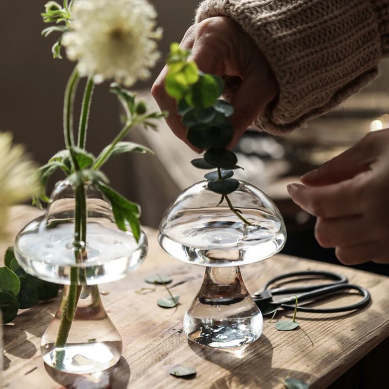 Creative Mushroom Glass Vase Plant Hydroponic Terrarium Art Plant Hydroponic Table Vase Glass Crafts DIY Aromatherapy Bottle