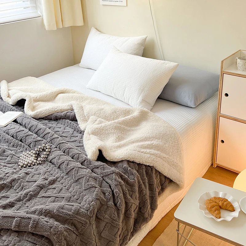 Soft Throw Blanket Multi Color Coral Velvet Blanket Cozy Warm Plush Blanket For Sofa Bedroom Living Room Camp