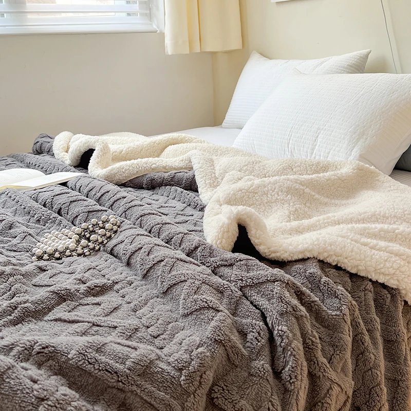 Soft Throw Blanket Multi Color Coral Velvet Blanket Cozy Warm Plush Blanket For Sofa Bedroom Living Room Camp