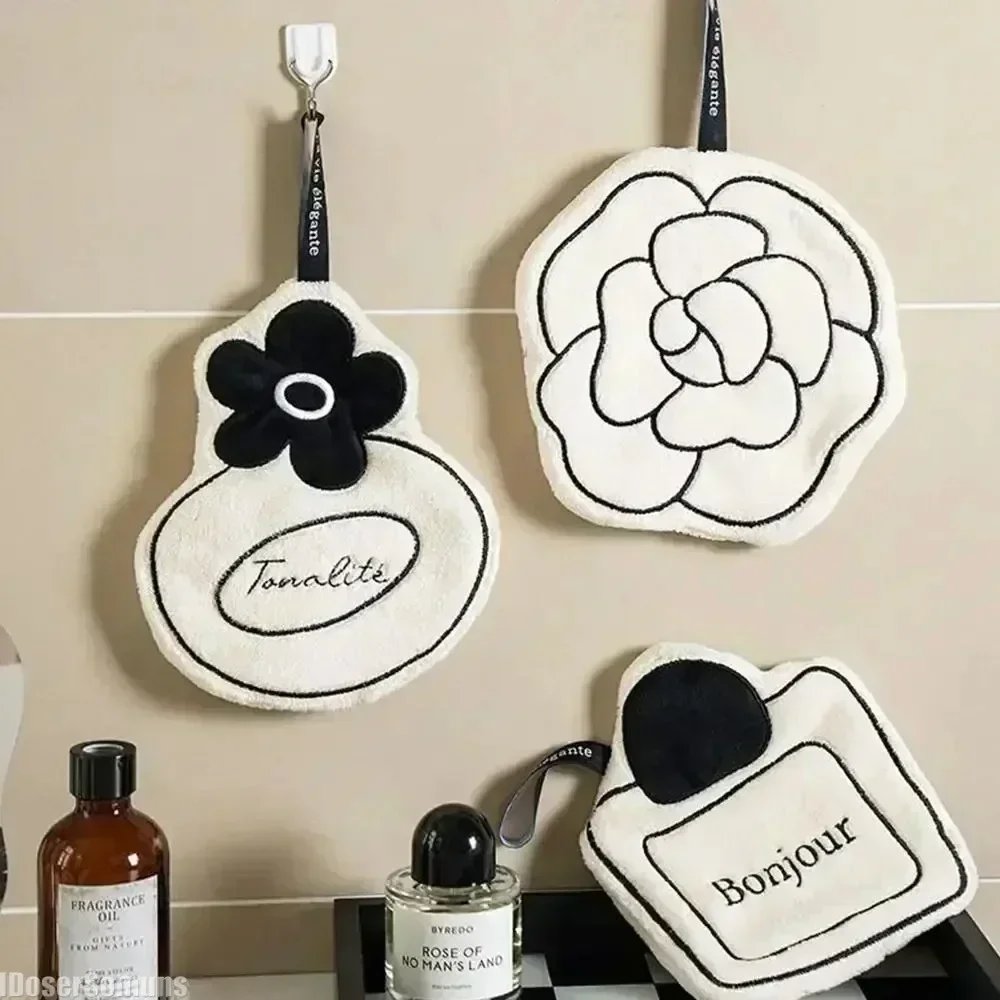 NEW Double-thickness Hand Towel Home Convenient Hanging Quick-drying Absorbent Hand Towel Kitchen and Bathroom Foot Mat NEW Double-thickness Hand Towel Home Convenient Hanging Quick-drying Absorbent Hand Towel Kitchen and Bathroom Foot Mat