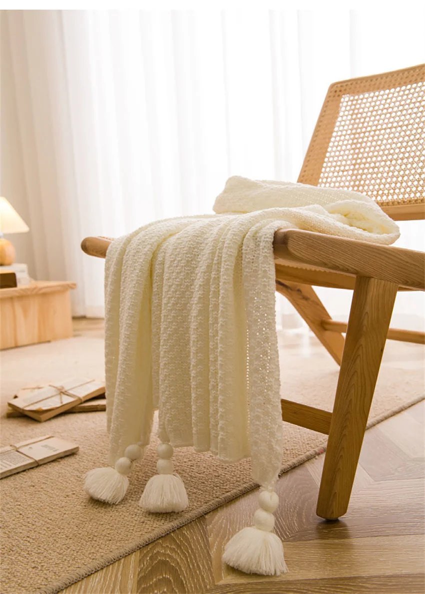Nordic Blankets for Bed Sofa Couch Chunky Knit Bedspread Knitted Throw Blanket with Tassel Plain Color Waffle Embossed Blanket