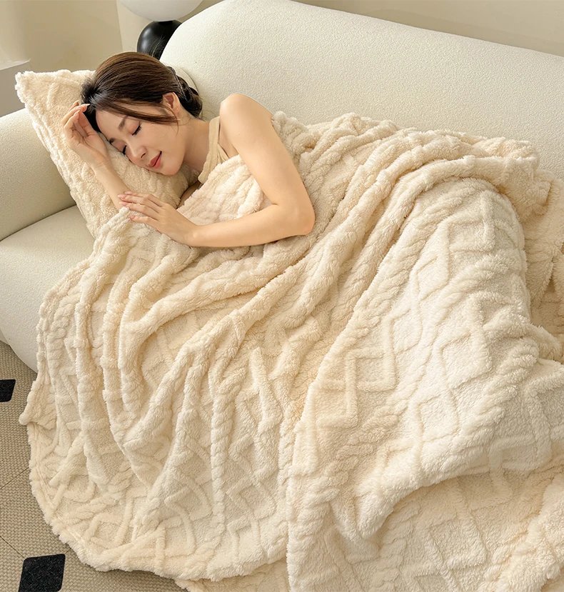1pc Coral Fleece Blanket for Winter Thick Soft Bedspread Warm Plaids for Beds Single/Queen/King Solid Color Thow Blankets/Plaids 1pc Coral Fleece Blanket for Winter Thick Soft Bedspread Warm Plaids for Beds Single/Queen/King Solid Color Thow Blankets/Plaids