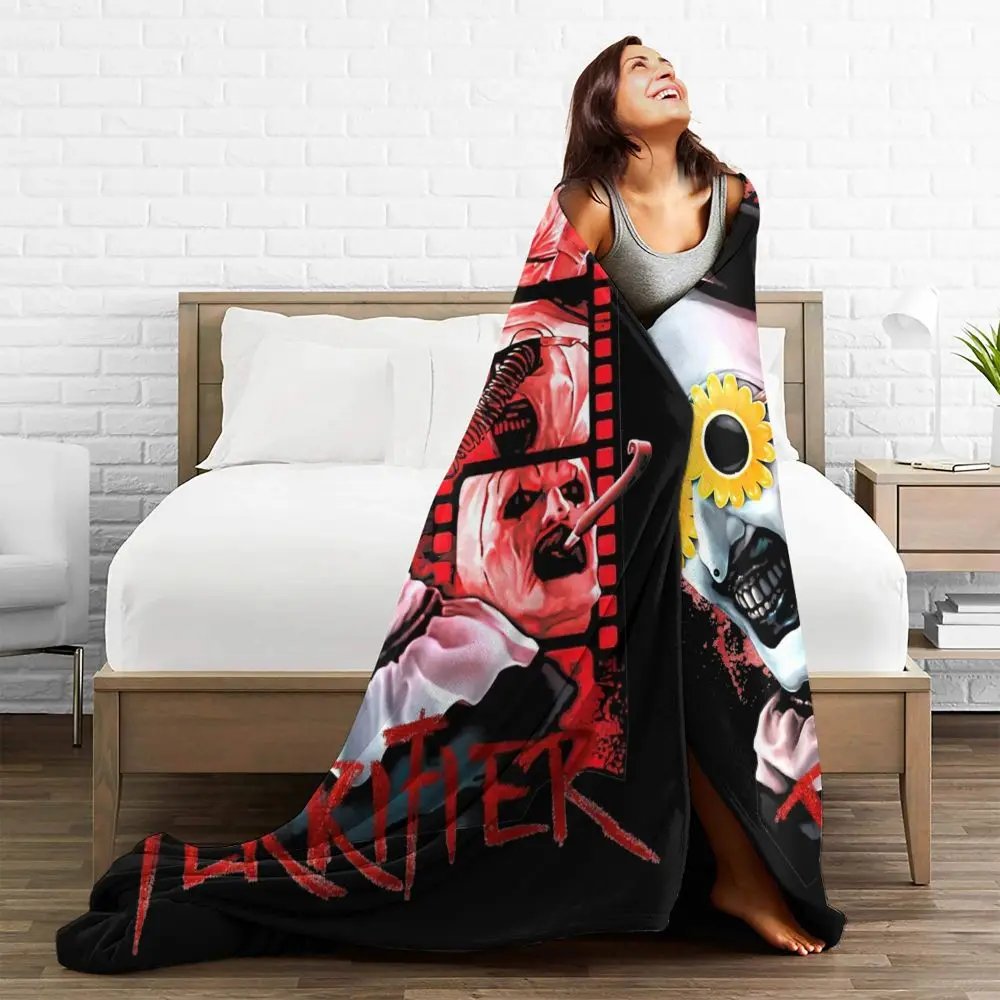 Terrifier 3 Christmas Blanket Velvet Spring/Autumn Halloween Clown Portable Thin Throw Blanket for Sofa Travel Bedspreads