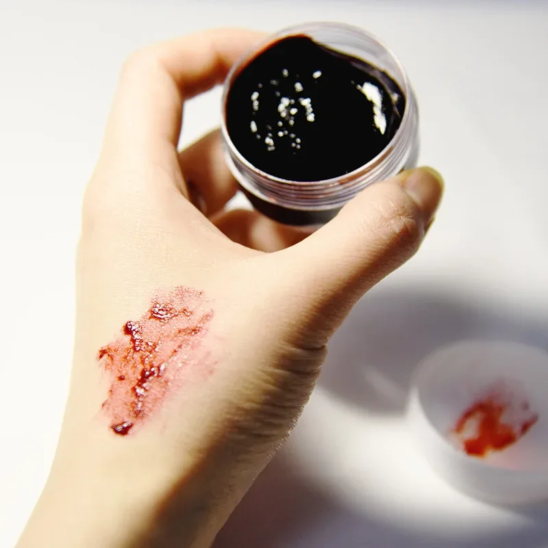 Makeup Kit with Fake Blood Gel Wound Cosmetic with Double-Ended Scraper Wound Simulation Supplies for Stage Dress Up Cosplay Makeup Kit with Fake Blood Gel Wound Cosmetic with Double-Ended Scraper Wound Simulation Supplies for Stage Dress Up Cosplay