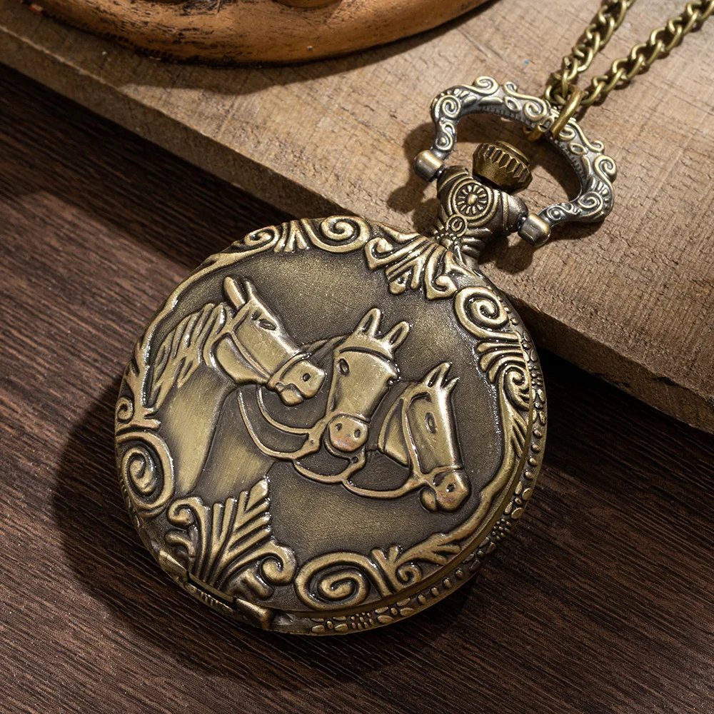 classic Three Horse Bronze vintage Men Women antique model Tuo table Embossed Pocket Watches