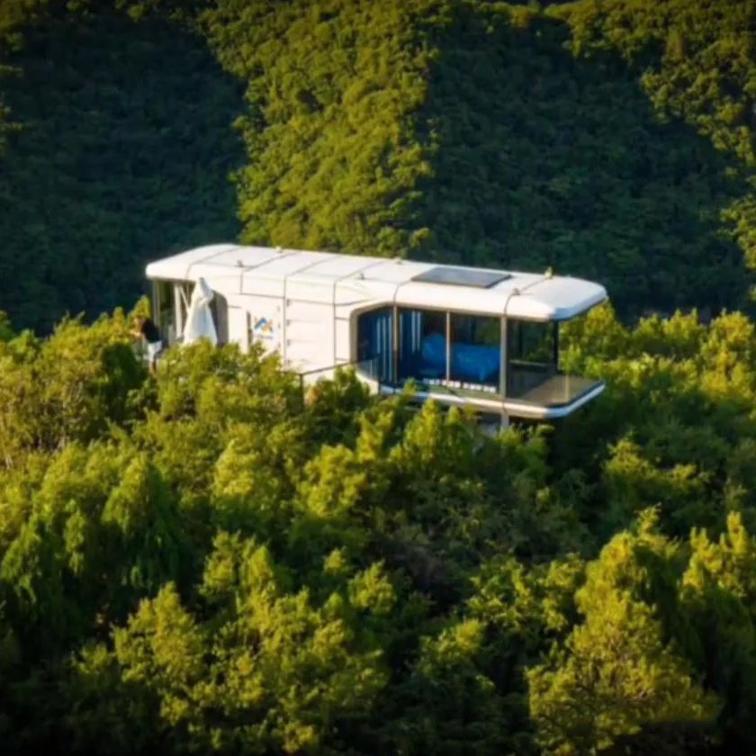 Capsule House Mobile Modern Tiny Prefabricated hotel Prefab container Home Villas Isolated Two Bedroom Luxury Sunrooms
