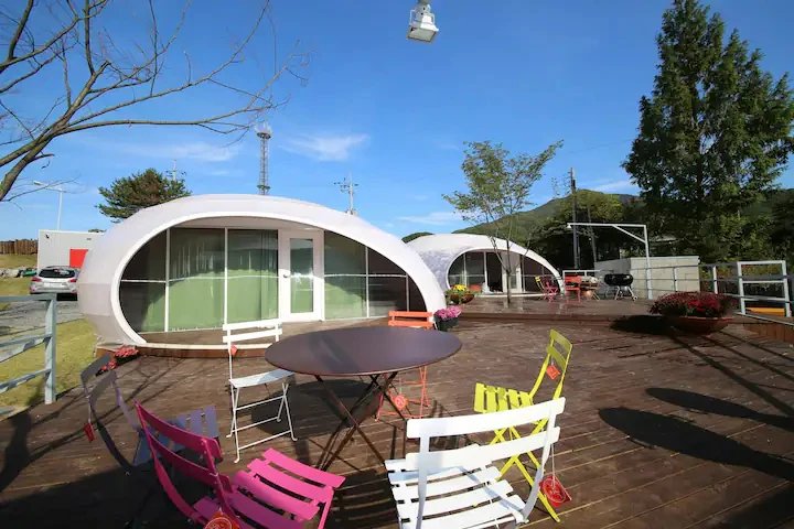 Dewdrop Shaped Cocoon Tent Shell Geodesic PVDF Igloo Dome for Glamping Safari Resort Commercial Events And Camping