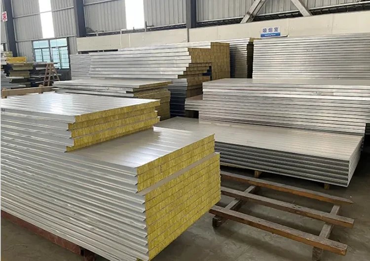 YG 20/40FT Tiny House Two-storey Innovations Container House Extendable Is Made of Carved Metal Plate with Glass Curtain Wall