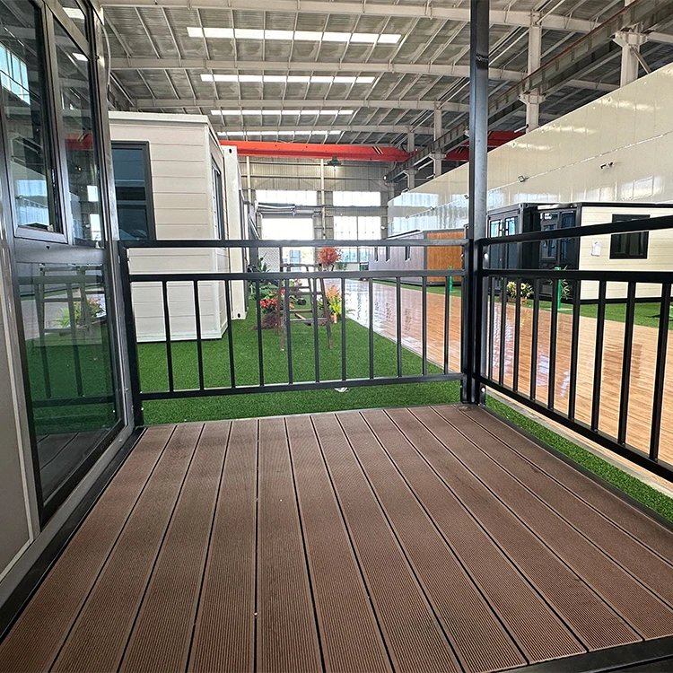 YG 20/40FT Tiny House Two-storey Innovations Container House Extendable Is Made of Carved Metal Plate with Glass Curtain Wall