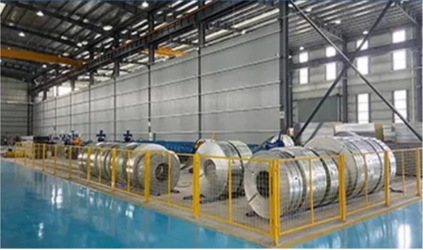 YG 20/40FT Tiny House Two-storey Innovations Container House Extendable Is Made of Carved Metal Plate with Glass Curtain Wall